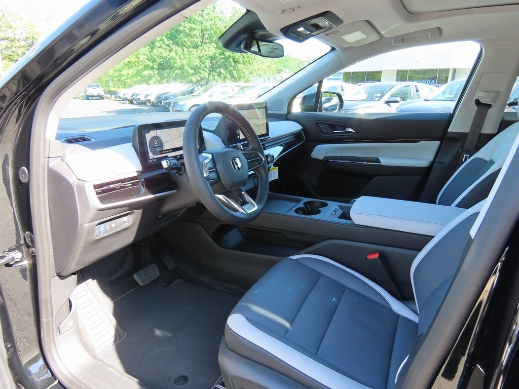 Thumbnail: 2025 Honda Prologue - 11