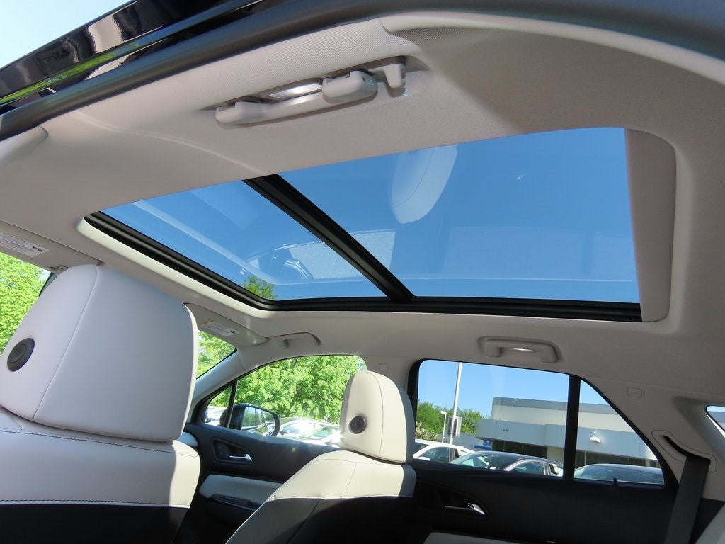 Thumbnail: 2025 Honda Prologue - 19