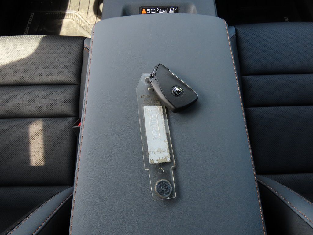 Thumbnail: 2026 Honda Prologue - 28