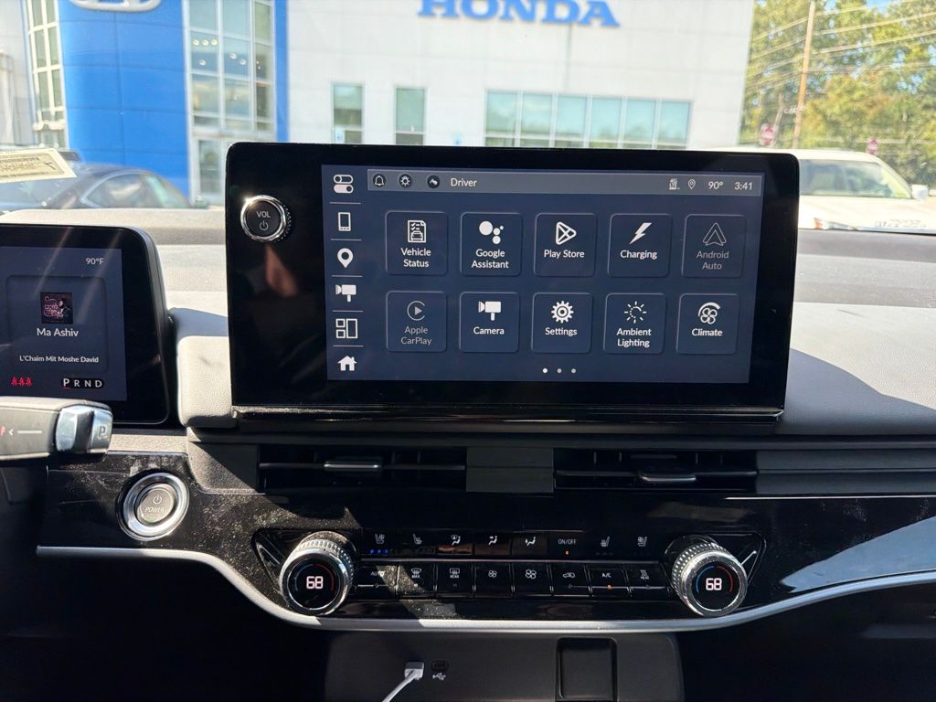 Thumbnail: 2024 Honda Prologue - 21