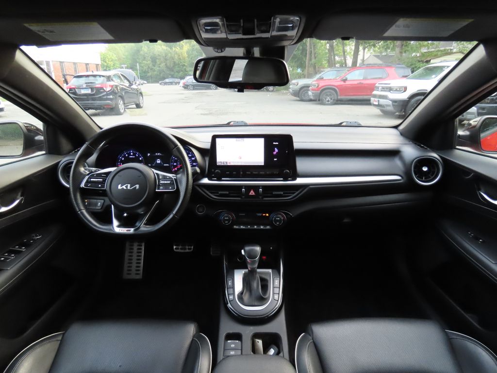 Thumbnail: 2023 Kia Forte - 8