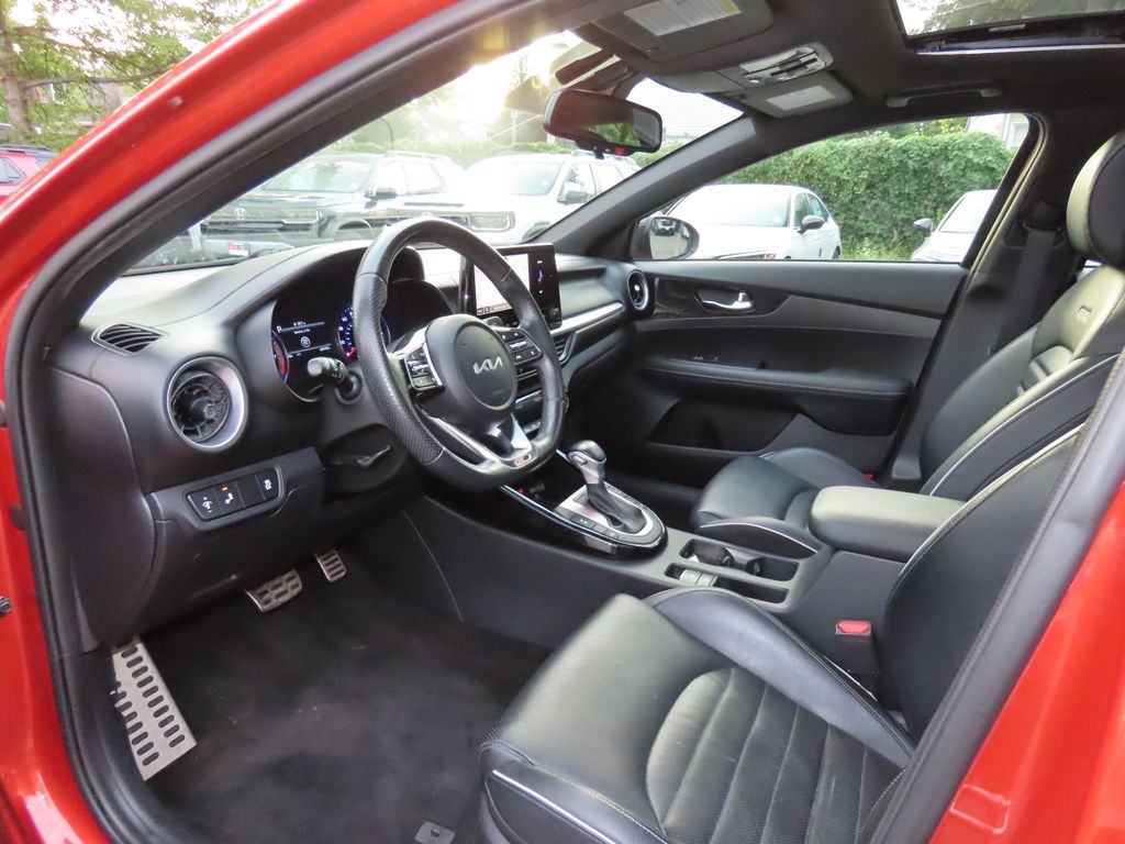 Thumbnail: 2023 Kia Forte - 2