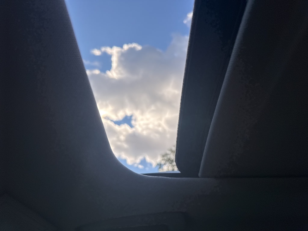 Thumbnail: 2014 Lincoln MKZ - 7