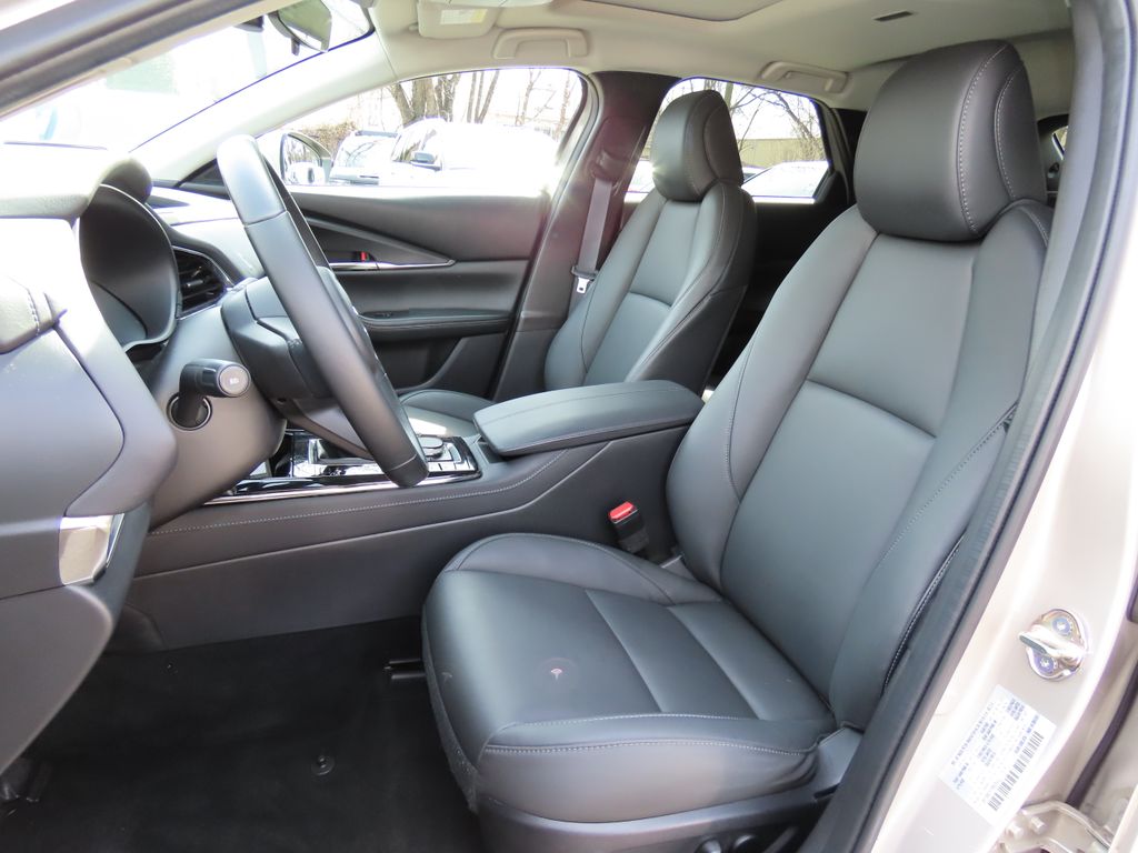 Thumbnail: 2024 Mazda CX-30 - 9