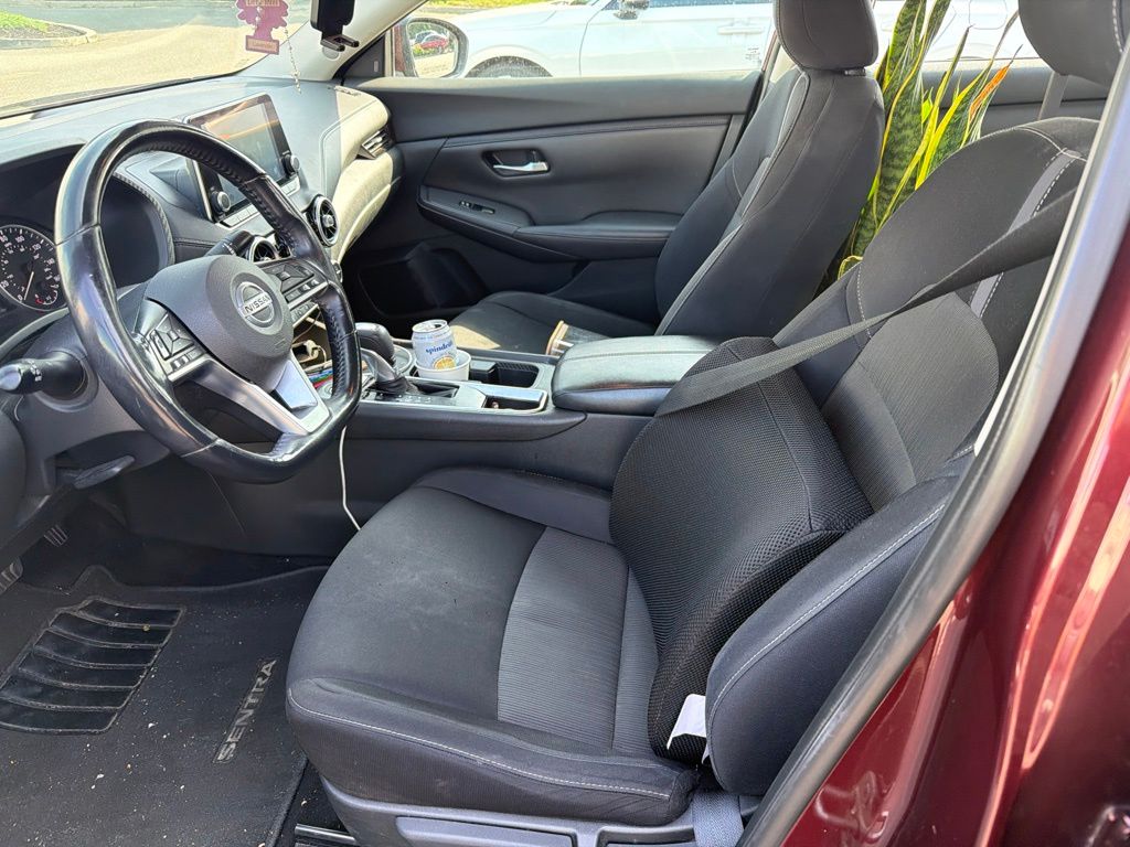 Thumbnail: 2020 Nissan Sentra - 6