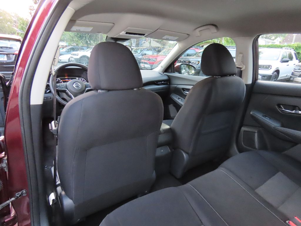 Thumbnail: 2020 Nissan Sentra - 21