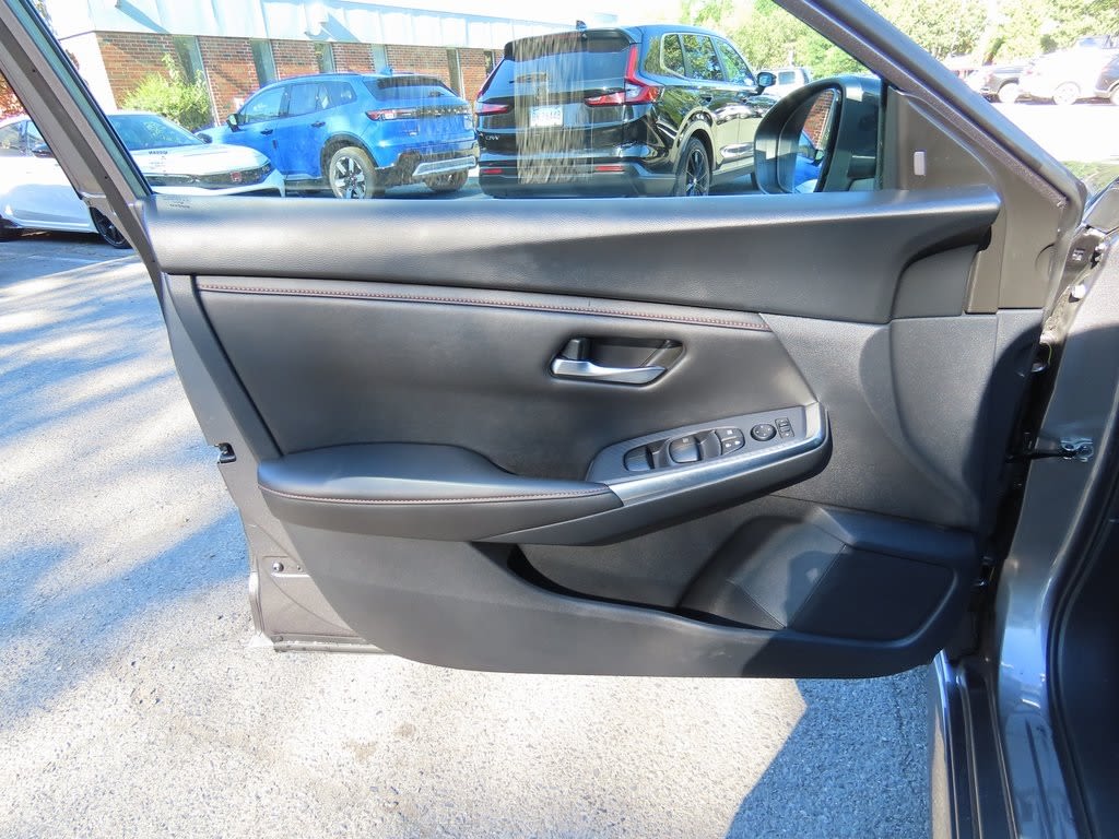 Thumbnail: 2023 Nissan Sentra - 23