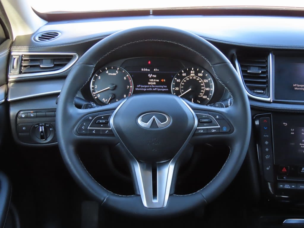 2022 INFINITI QX50 Luxe 14