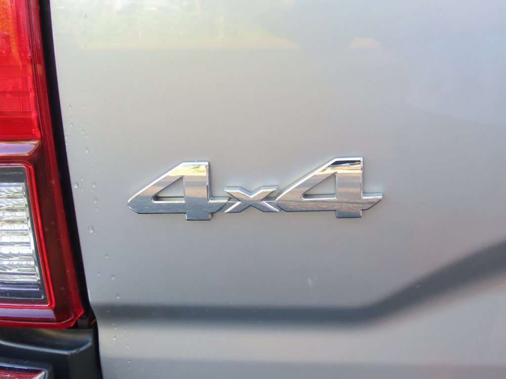 2020 Toyota Tacoma SR5 22
