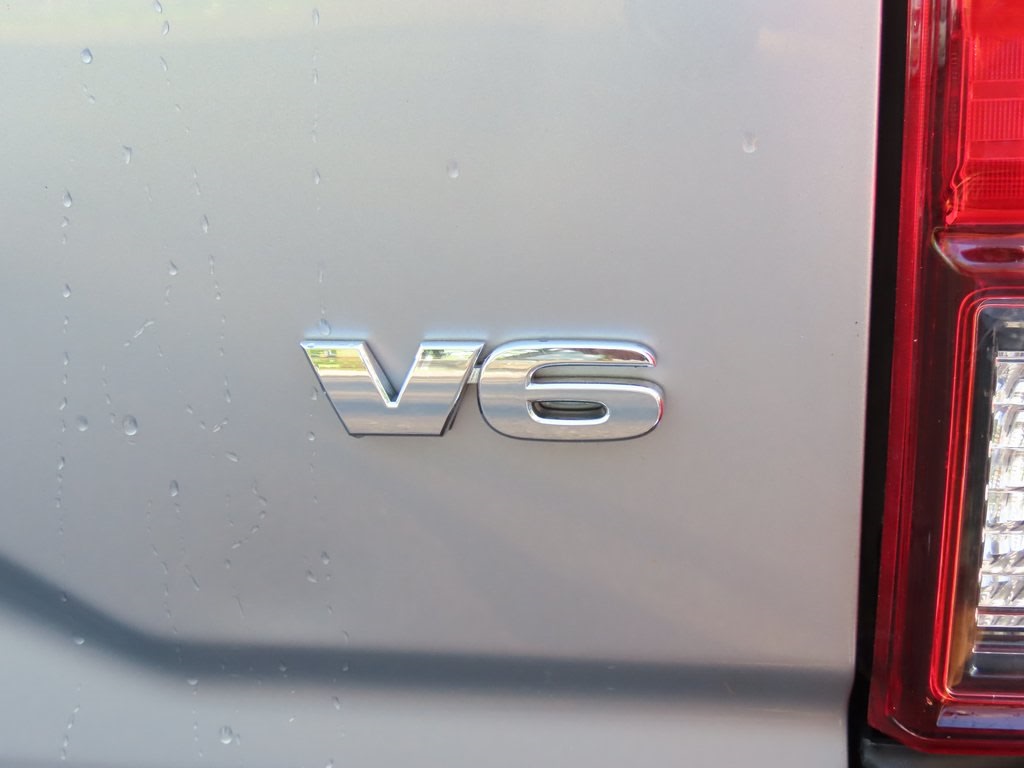 2020 Toyota Tacoma SR5 23