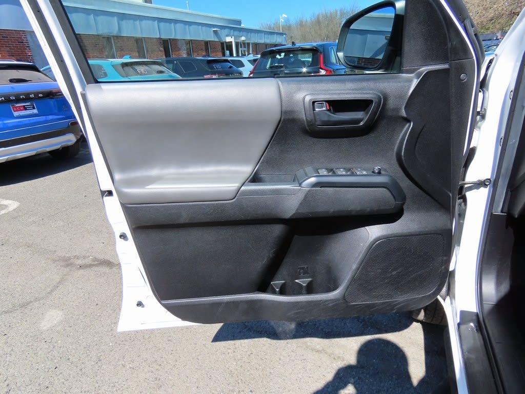 2022 Toyota Tacoma SR 24