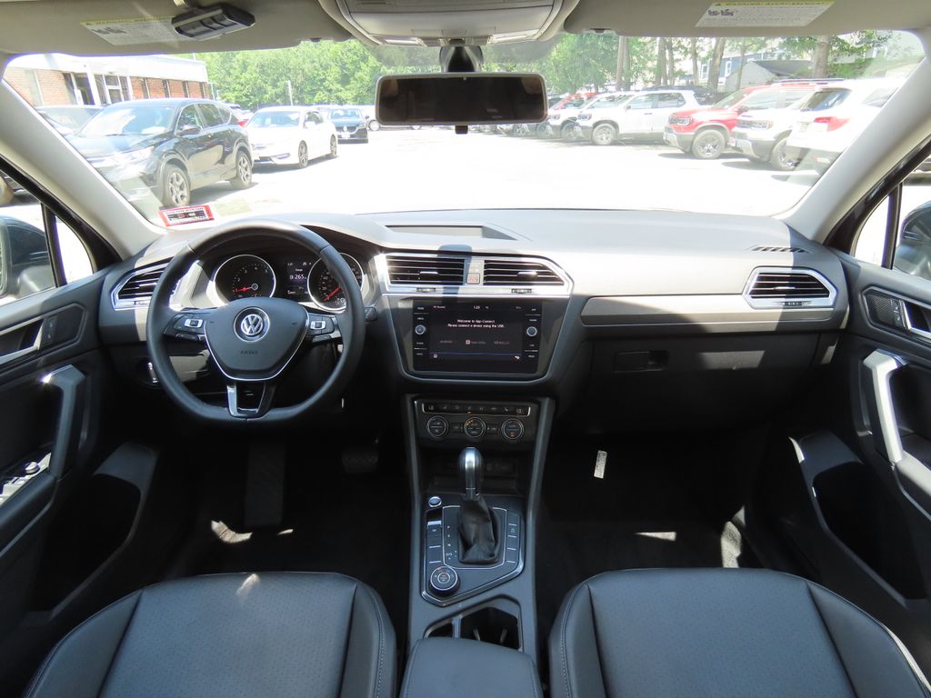 Thumbnail: 2019 Volkswagen Tiguan - 9