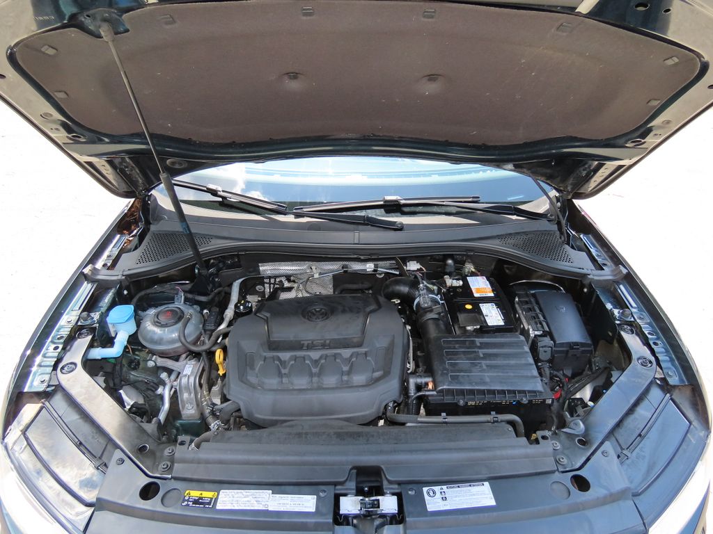 Thumbnail: 2019 Volkswagen Tiguan - 8
