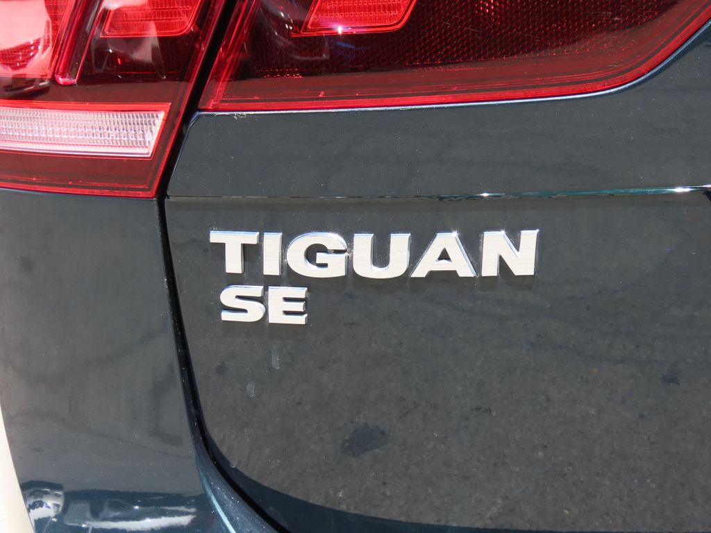 Thumbnail: 2019 Volkswagen Tiguan - 6