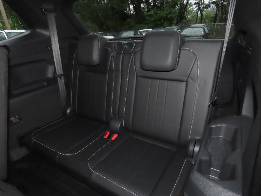 Thumbnail: 2023 Volkswagen Tiguan - 23