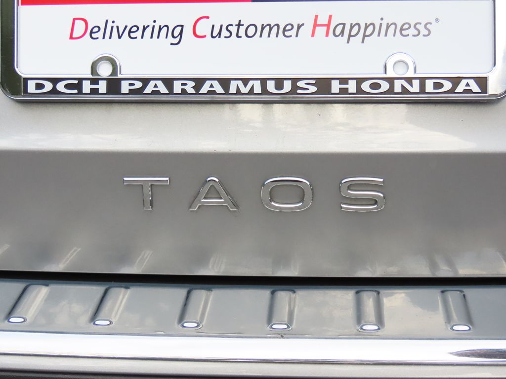 Thumbnail: 2023 Volkswagen Taos - 21