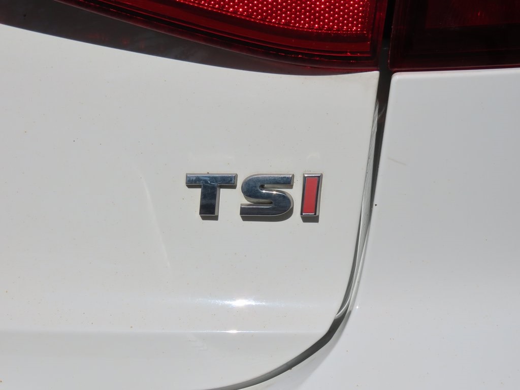 Thumbnail: 2015 Volkswagen Jetta - 21