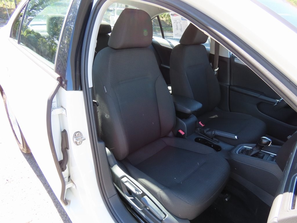 Thumbnail: 2015 Volkswagen Jetta - 11