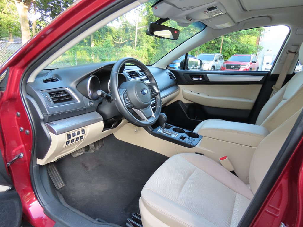 Thumbnail: 2018 Subaru Outback - 10
