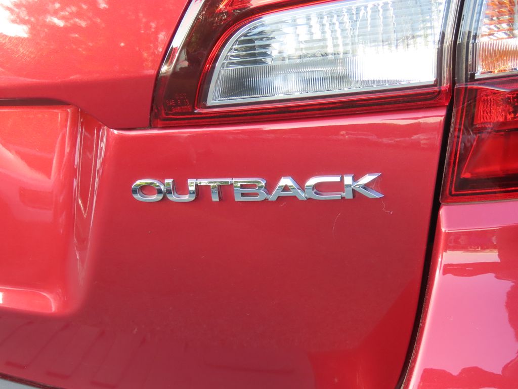 Thumbnail: 2018 Subaru Outback - 6