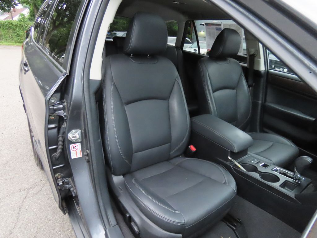 Thumbnail: 2019 Subaru Outback - 12