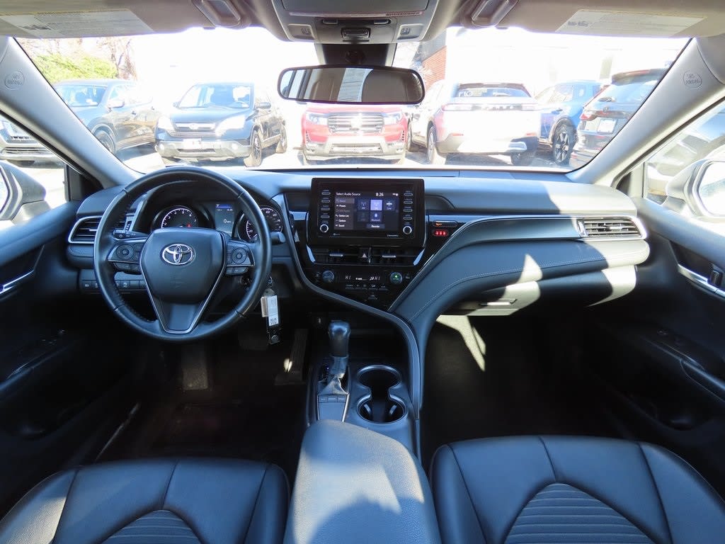 2023 Toyota Camry SE 10