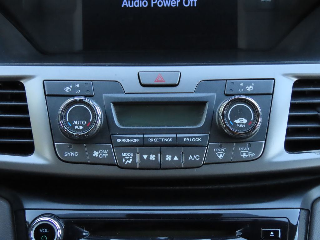 Thumbnail: 2016 Honda Odyssey - 25