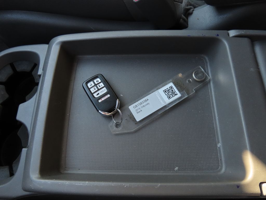 Thumbnail: 2016 Honda Odyssey - 29