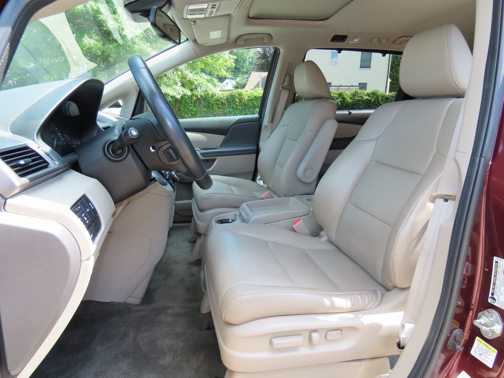 Thumbnail: 2014 Honda Odyssey - 10
