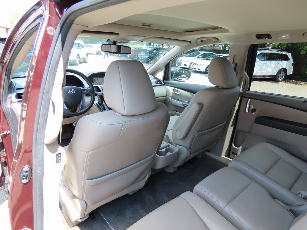 Thumbnail: 2014 Honda Odyssey - 21