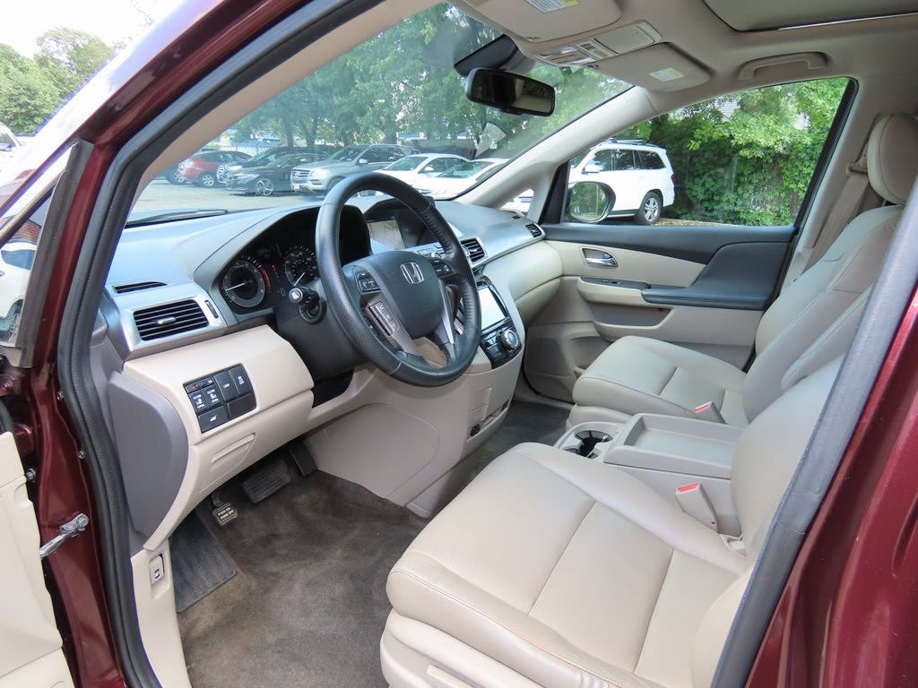 Thumbnail: 2014 Honda Odyssey - 2