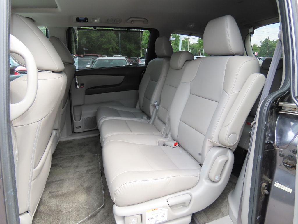 Thumbnail: 2015 Honda Odyssey - 12