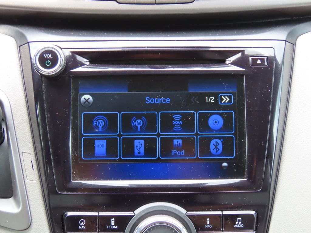 Thumbnail: 2015 Honda Odyssey - 13