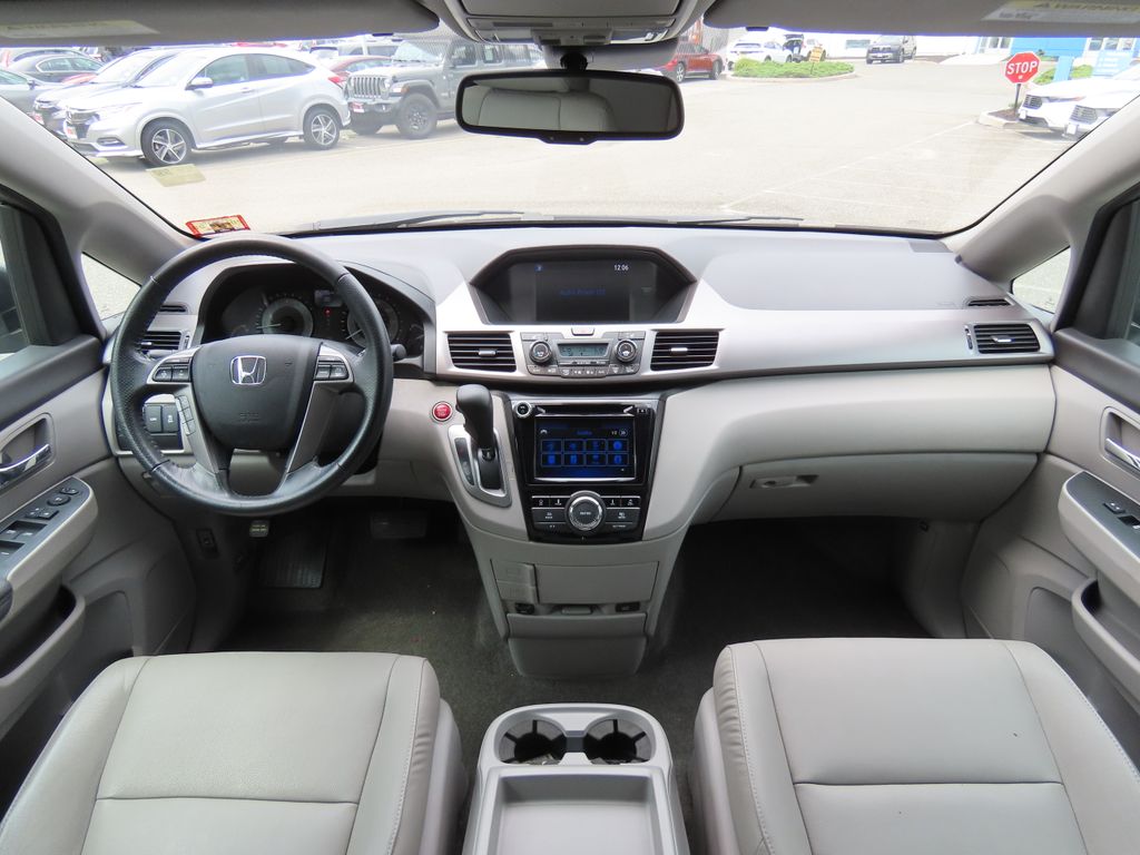 Thumbnail: 2015 Honda Odyssey - 2