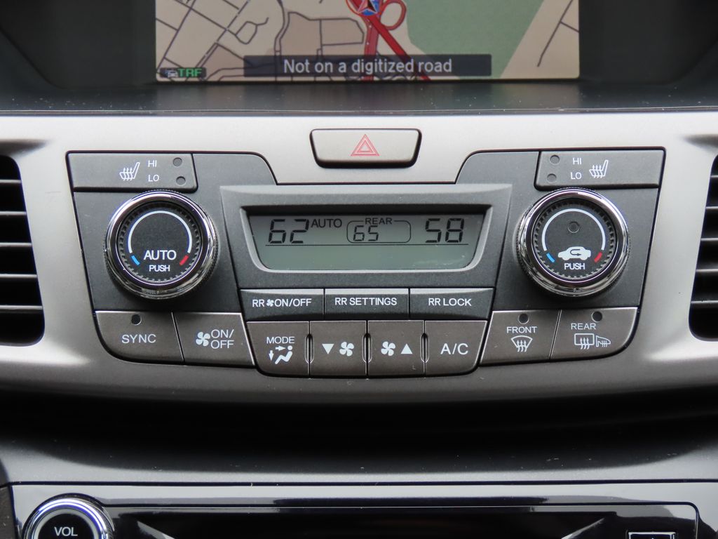 Thumbnail: 2014 Honda Odyssey - 26