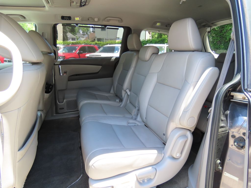 Thumbnail: 2015 Honda Odyssey - 12