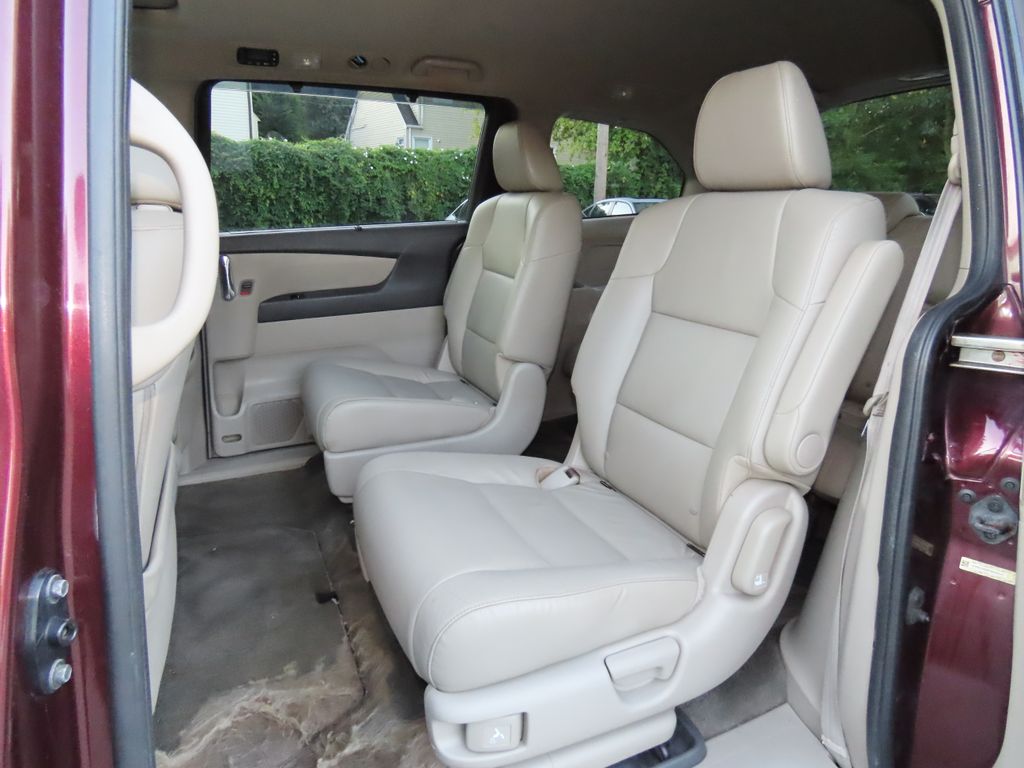 Thumbnail: 2015 Honda Odyssey - 10