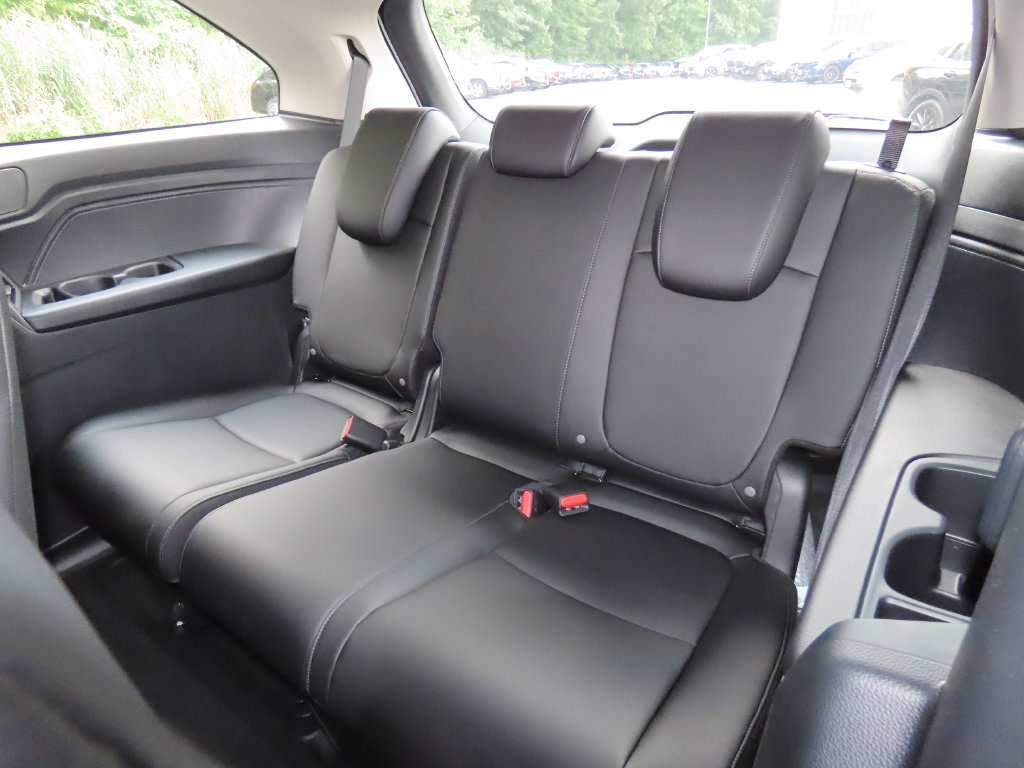 Thumbnail: 2027 Honda Odyssey - 17
