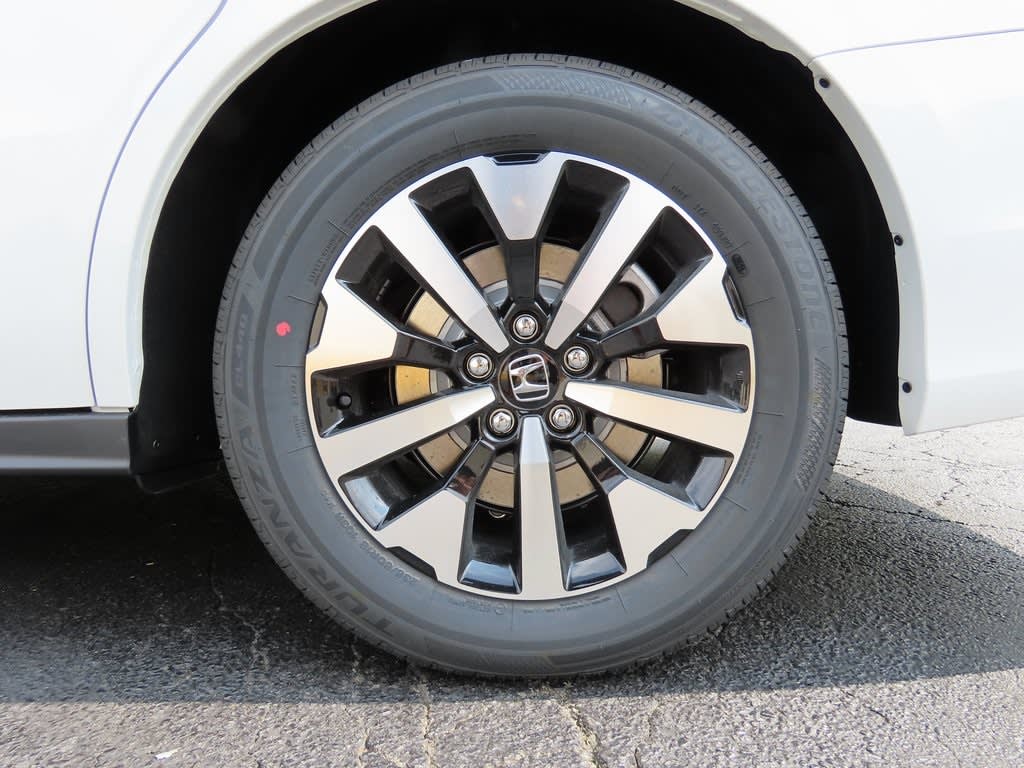 Thumbnail: 2026 Honda Odyssey - 8