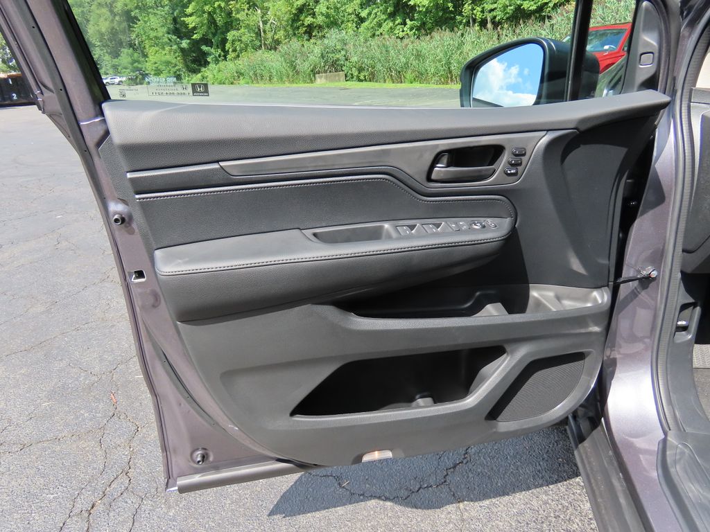 Thumbnail: 2026 Honda Odyssey - 19