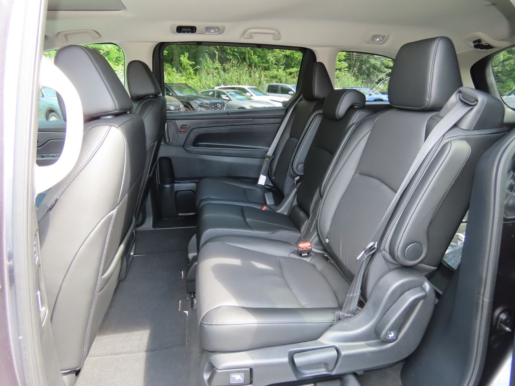 Thumbnail: 2026 Honda Odyssey - 13