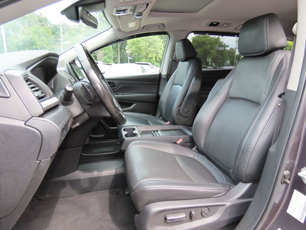 Thumbnail: 2023 Honda Odyssey - 11