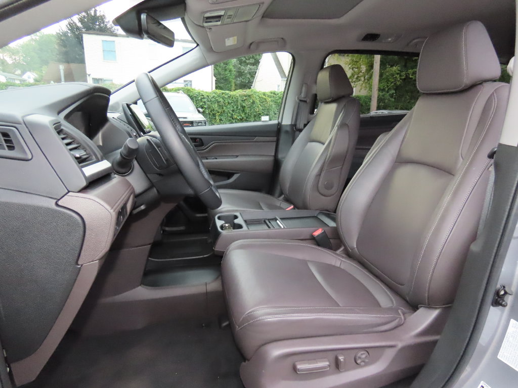 Thumbnail: 2023 Honda Odyssey - 12