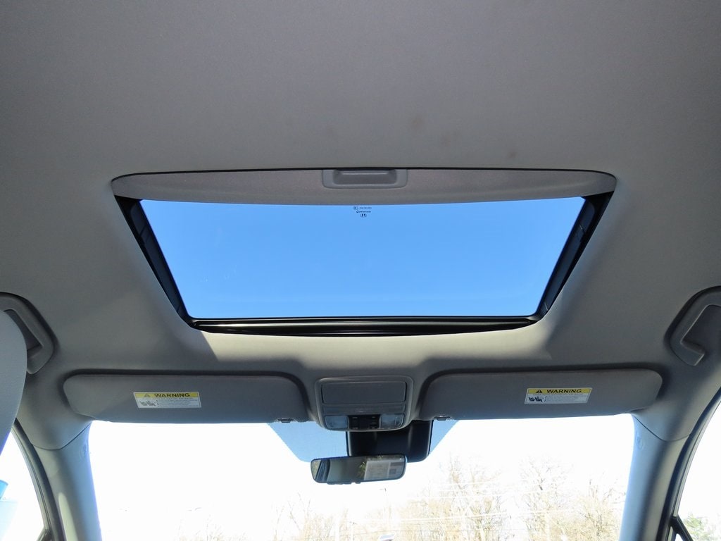 Thumbnail: 2020 Honda Odyssey - 25