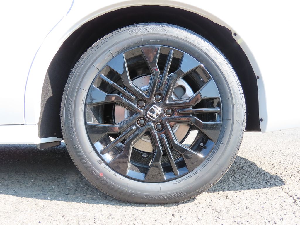 Thumbnail: 2027 Honda Odyssey - 8