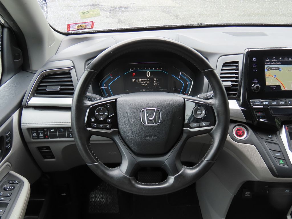 Thumbnail: 2018 Honda Odyssey - 14