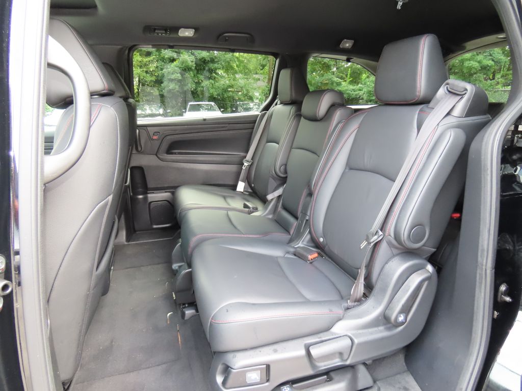 Thumbnail: 2025 Honda Odyssey - 13