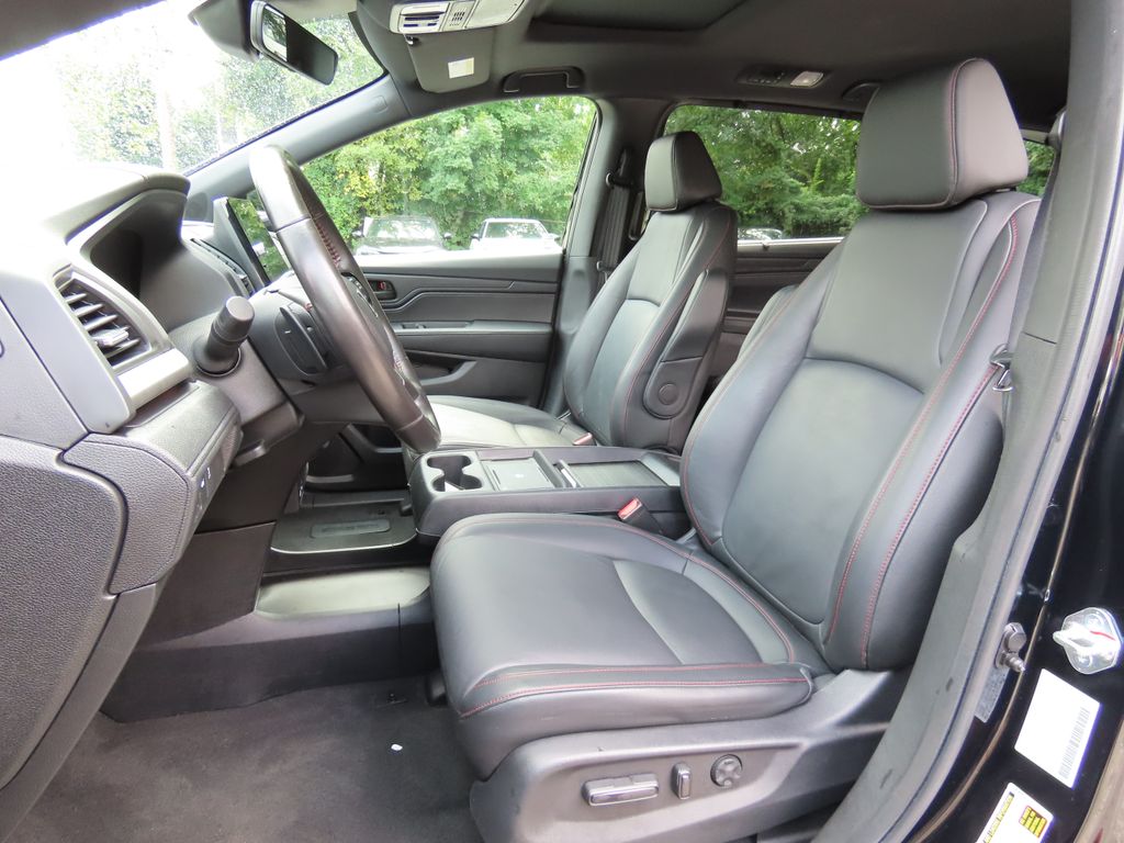 Thumbnail: 2025 Honda Odyssey - 12