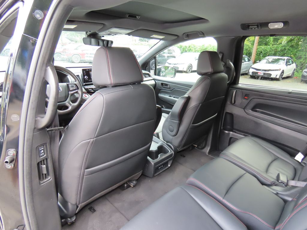 Thumbnail: 2025 Honda Odyssey - 22