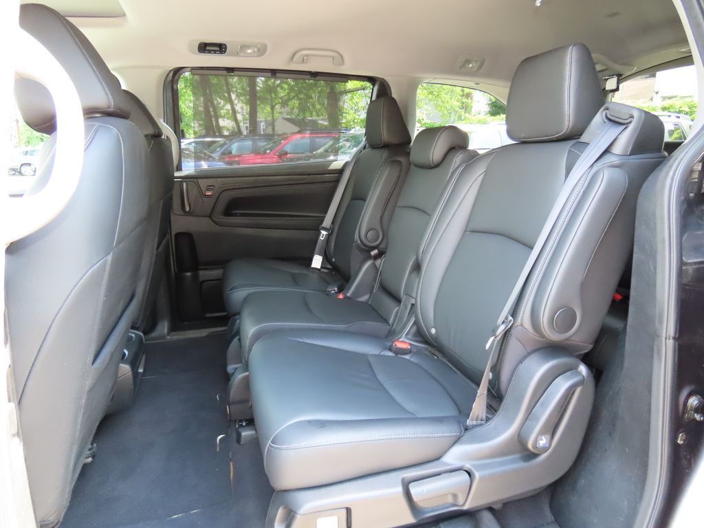 Thumbnail: 2022 Honda Odyssey - 12
